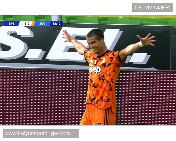 迷你罗替补登场上演U16国家队首秀父子同台的时刻即将到来